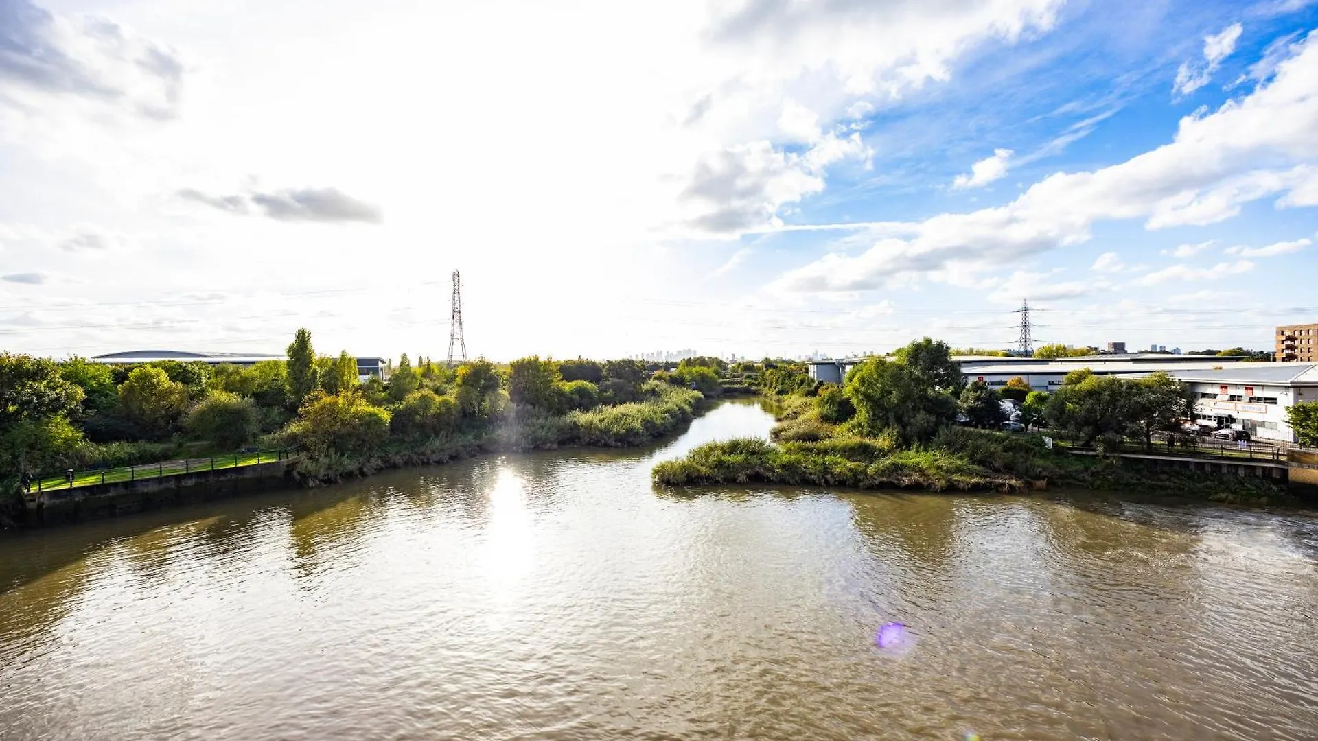 Stunning 2 Bed Flat With City Views Barking  United Kingdom